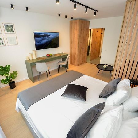 Tower By Grand Accommodation Boekarest Kamer foto
